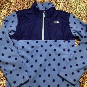 north face sweater 🤍